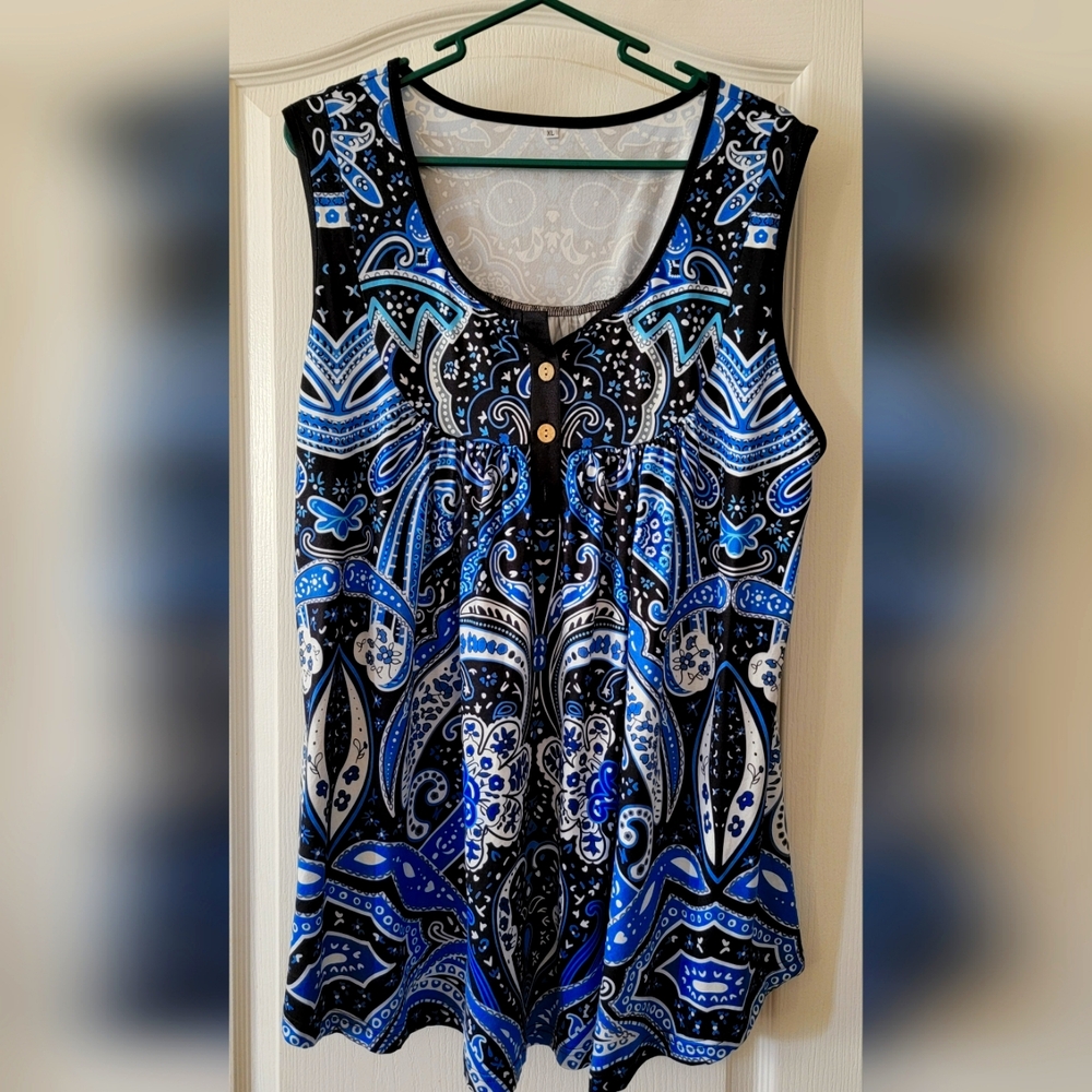 Women's Sleveless Top